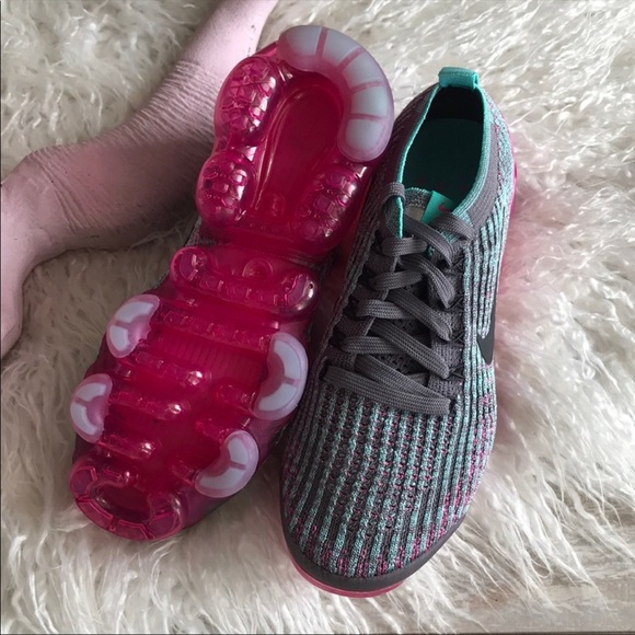 NWT Nike Air Vapormax Flyknit 3 - Picture 8 of 8
